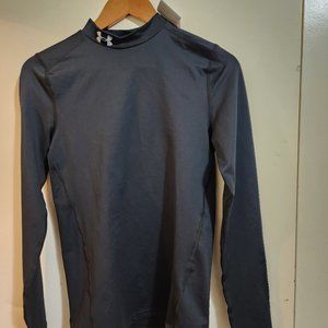 NEW! Under Amour Cold Gear Long Sleeve Black Top